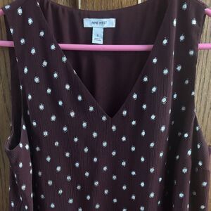 Nine West Tank Top Women's Size S Burgundy Silver Sleeveless V-Neck Polka Dots